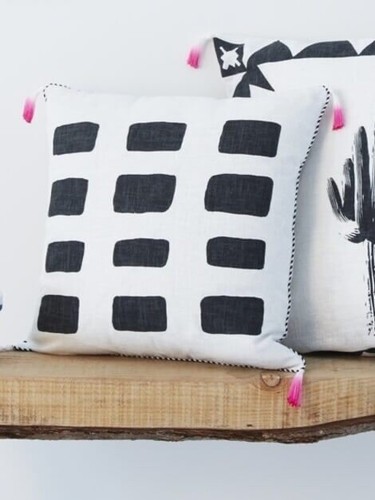 White black cushion - white,