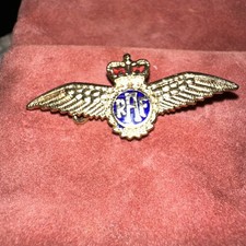 RAF Pin/Badge in very good