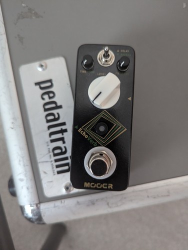 Mooer echoverb digital delay - 'echoverb',