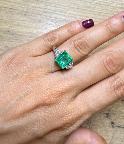 08ct colombian emerald - 3.08ct,