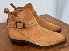 CLARKS Alcina Lo Tan Suede