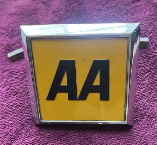 Vintage car badge aa - car, |