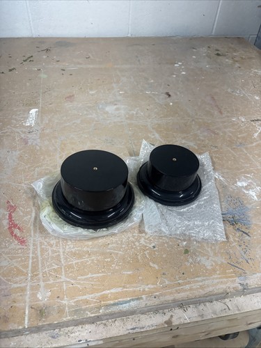 Black trophy base plinth - black,