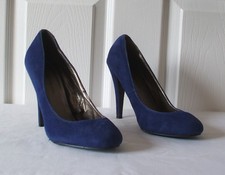 Ladies royal-blue faux-suede court shoes from Fiore Collection, size 5 (Eur 38)