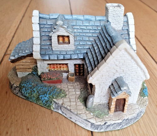 Vintage memory lane cottage - vintage,