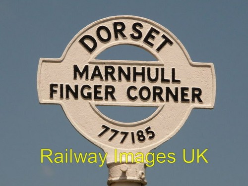 Photo dorset fingerpost - photo,