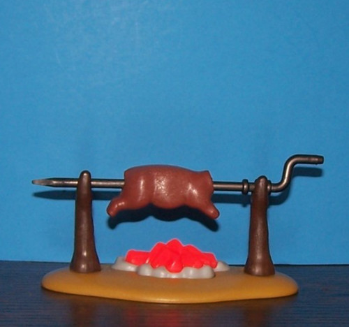 Playmobil roasting pig fire - playmobil,