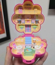 Bluebird 1990 Polly Pocket Pink Flower Compact Mr. Fry's Restaurant - Vintage