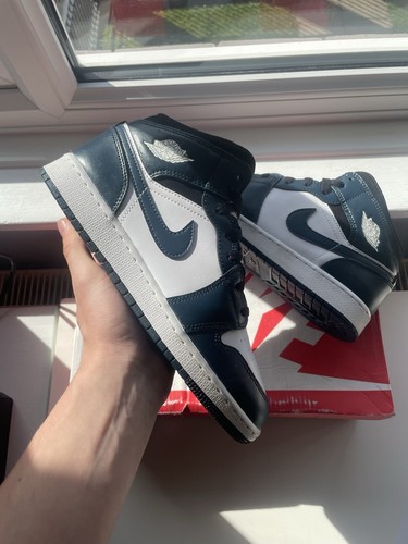 Nike air jordan mid - 1, armory