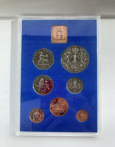 1977 great britain royal mint - britain,