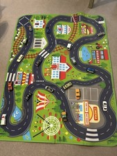 Car Play Mat plus 15 x matchbox toy cars 
