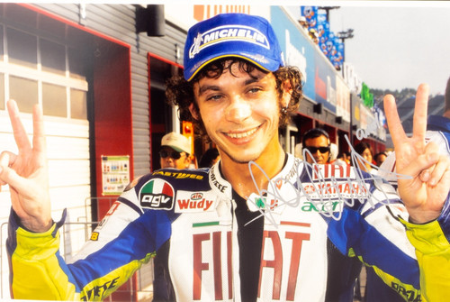 Valentino rossi motorcycle - valentino,