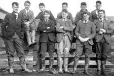 Bss-26 Student Farmers, Seale