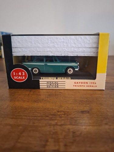 Vanguards va5004 triumph - 1:43,