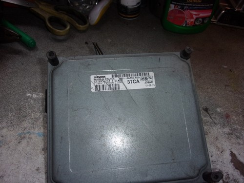Ford focus sim28 ecu - ford,