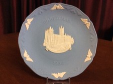 Wedgwood  1986 Canterbury Cathedral Christmas Plate