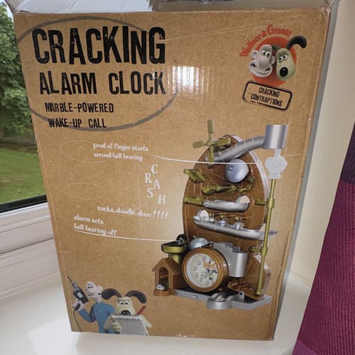 Wallace gromit cracking - wallace,