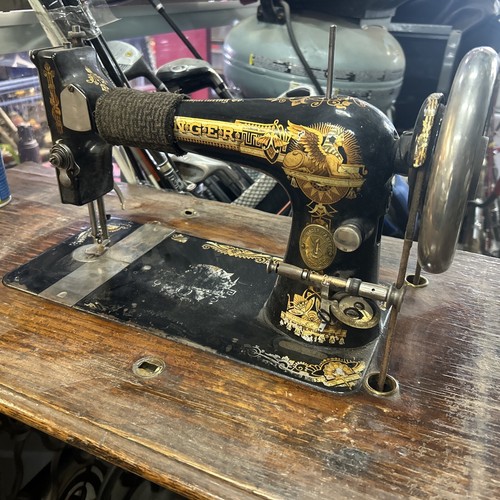 Antique 1891 singer treadle - 1891,