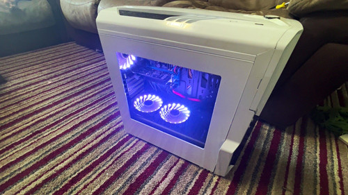 Custom built white - white, gaming