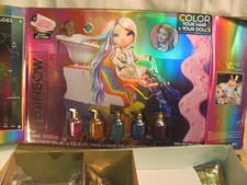 Rainbow High Salon Play