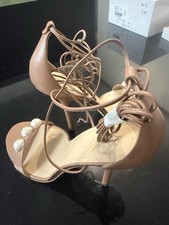 Russell & Bromley