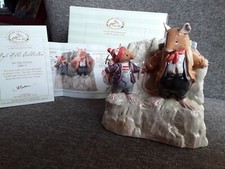 ROYAL DOULTON BRAMBLY HEDGE ON