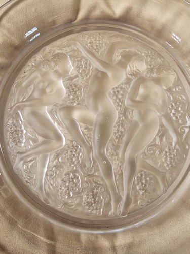 Lalique frosted plate - frosted,