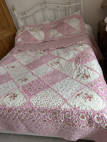 Patchwork quilt and pillow - quilt, 2