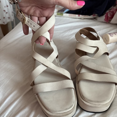 Cream leather wedge sandals - cream,