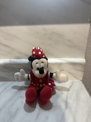 Vintage minnie mouse - minnie,