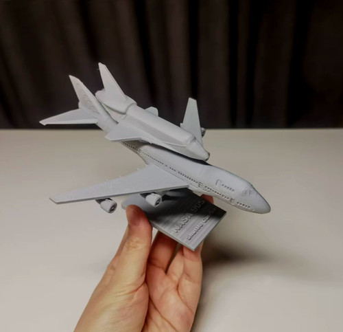 450 boeing 747 - 1/450, carrying