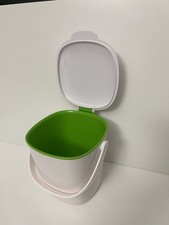 OXO Good Grips Compost Bin - Colour White/Green, 2.8l, Perfect Condition
