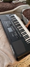 Korg PA300 Professional Arranger Keyboard 61-Key