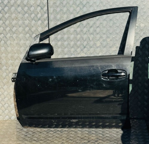 Toyota prius - 🚗,
