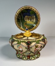 Disney Snow White & Seven