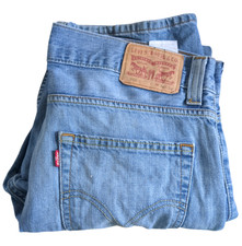 Levi’s 506 Standard Straight
