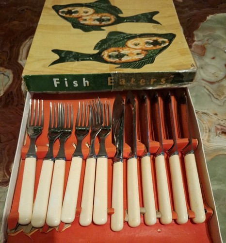Fish eaters vintage boxed - eaters,