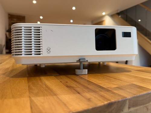 Nec v302h full 1080p - full, 3d