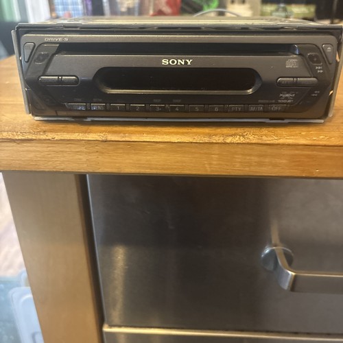 Sony cdx s2050 car - cdx-s2050,