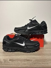 Nike Zoom Vomero 5 Shoes Black