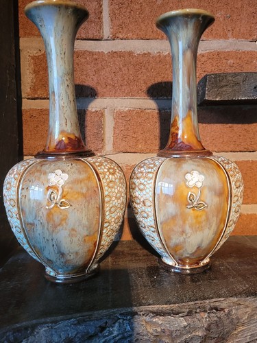 Stunning pair royal doulton - royal,