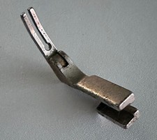 Singer Hinged Zipper Foot For Industrial Sewing Machines 169