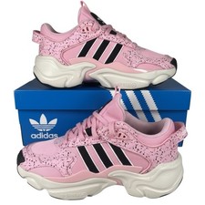 Adidas Magmur Runner trainers