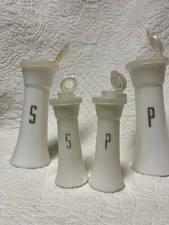 Vintage Tupperware Salt And