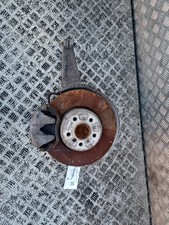 BMW 6 SERIES F06 FACELIFT HUB WITH ABS FRONT DRIVER SIDE 6876646  2015-2018