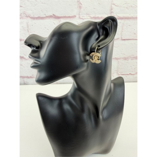 Authentic chanel interlocking - authentic,