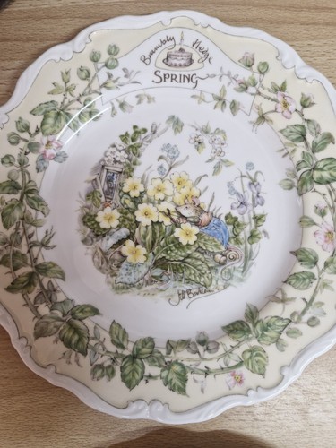 Royal doulton bramley hedge - doulton,