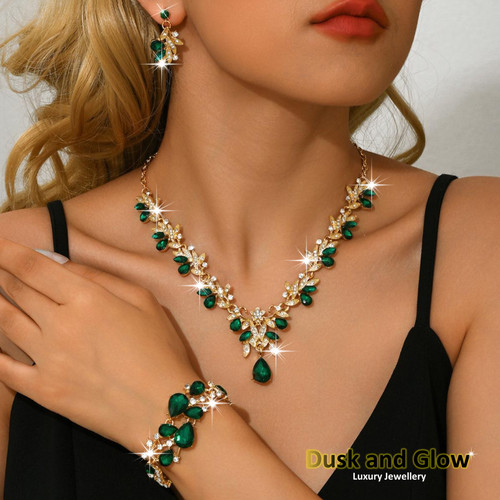 Beautiful green gold jewellery - beautiful,