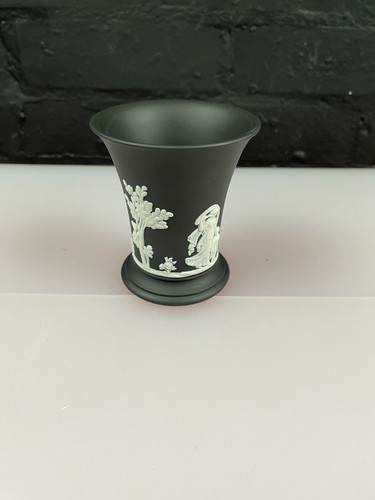 Wedgwood jasper ware black and - ware,