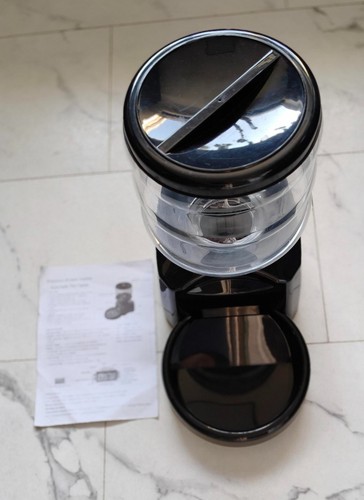 Automatic pet feeder - automatic,